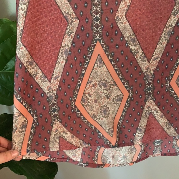 About A Girl LA Women’s Tunic - Picture 4 of 6